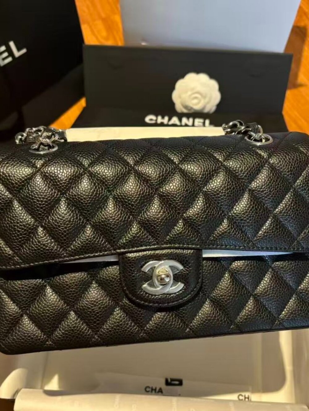 Classic CHANEL bag: A Stylish and Versatile Choice for Elegance